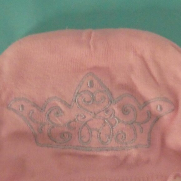 Unbranded | OS one size | Reversible Charming Pink Crown Baby Hat - Picture 2 of 5